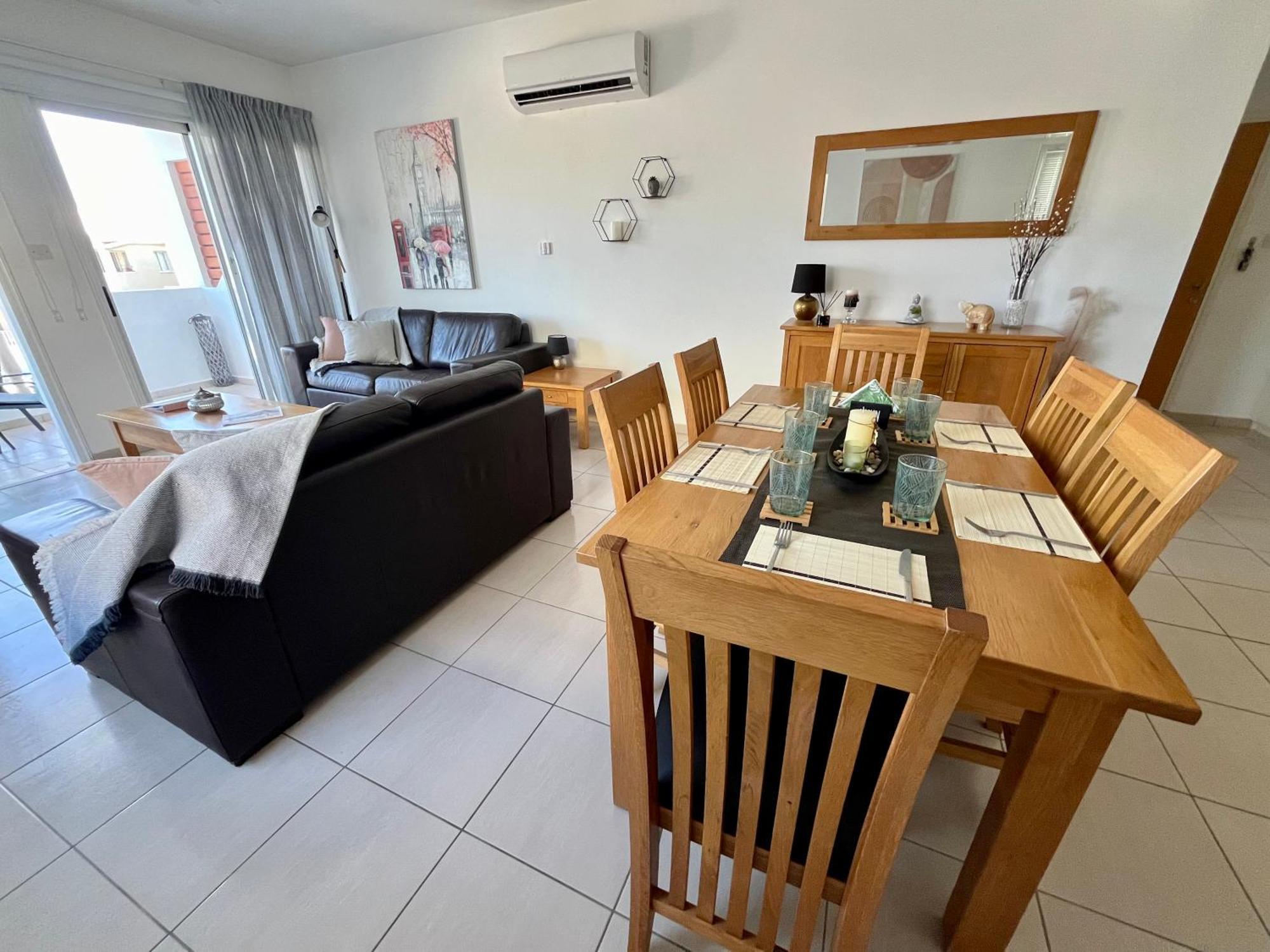 Beautiful 2 Bed Apartment In Peyia Valley, Paphos Exterior foto