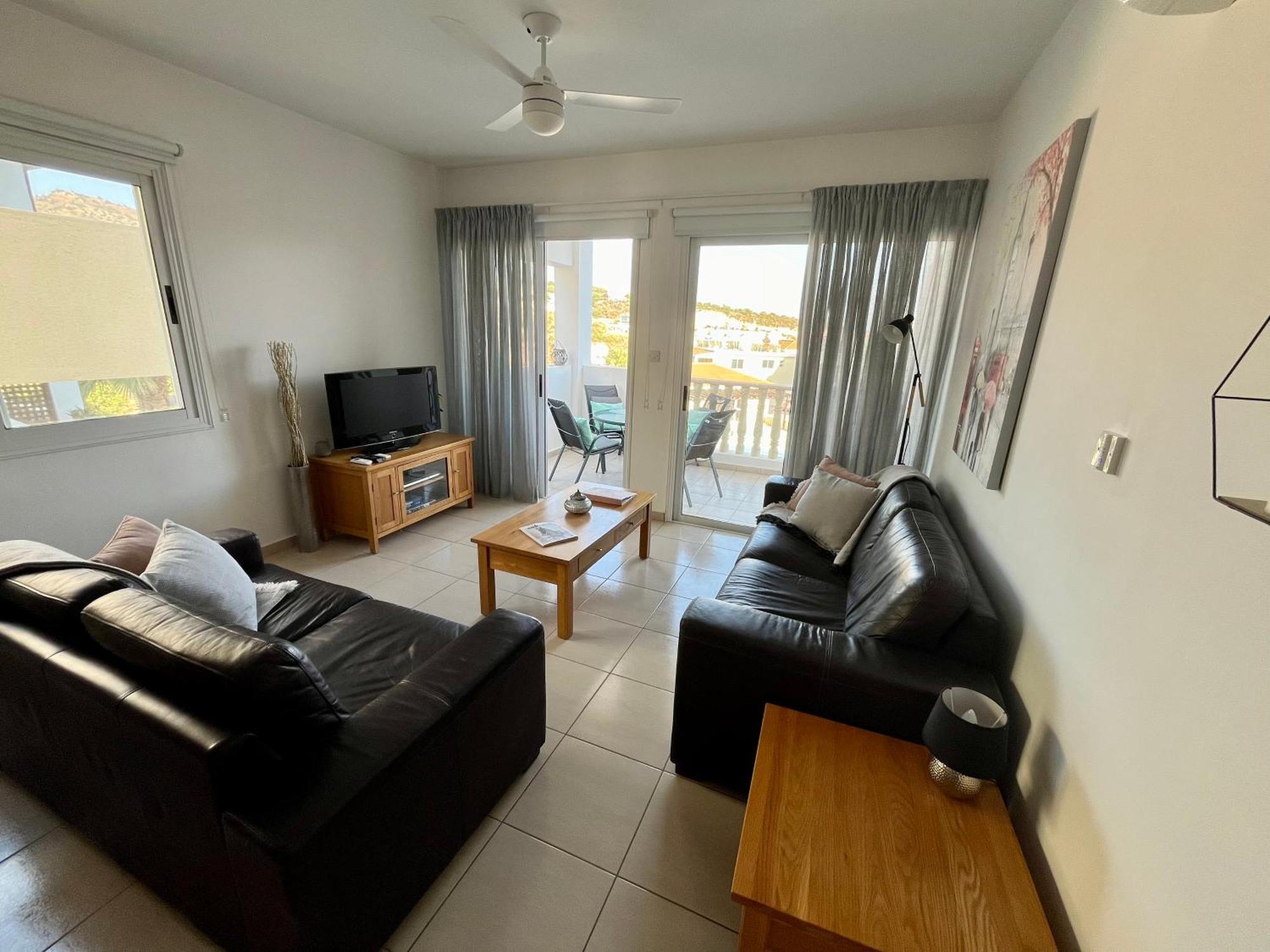 Beautiful 2 Bed Apartment In Peyia Valley, Paphos Exterior foto